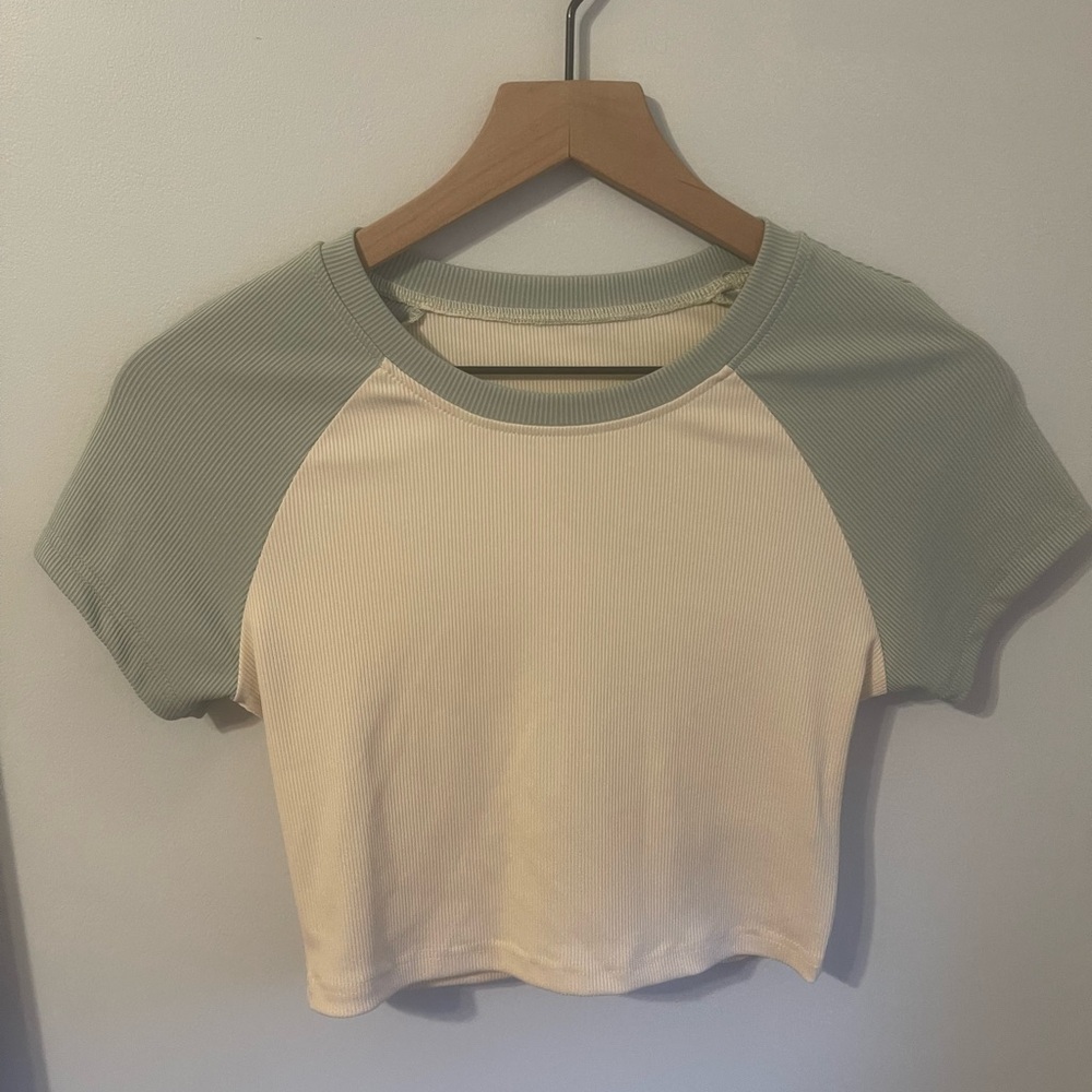 Brand new crop top